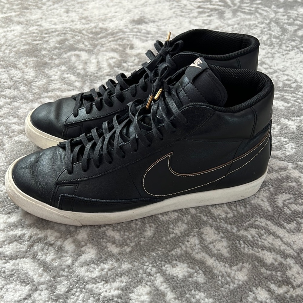 Nike blazers 11.5